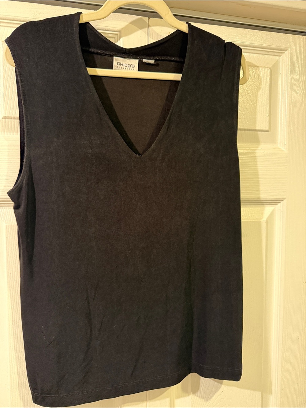 Chico's Black V-Neck Sleeveless Tank